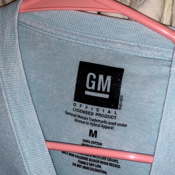 graphic cropped tee - Picture 2 of 3